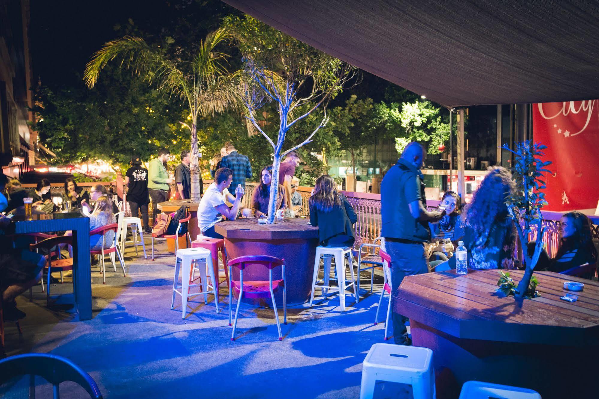 Blue Galah International Backpackers Hostel Adelaide Exterior photo